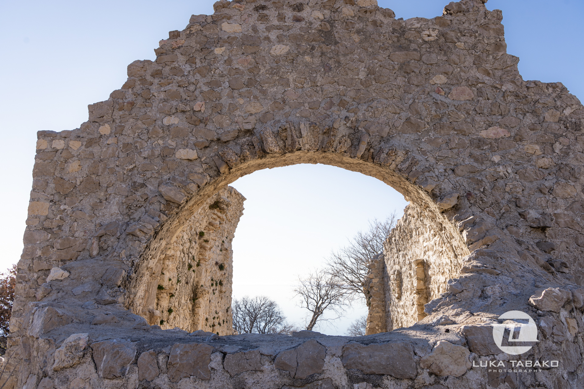 pješačka-staza-baška-stara-baška-luka-tabako-photography (162)