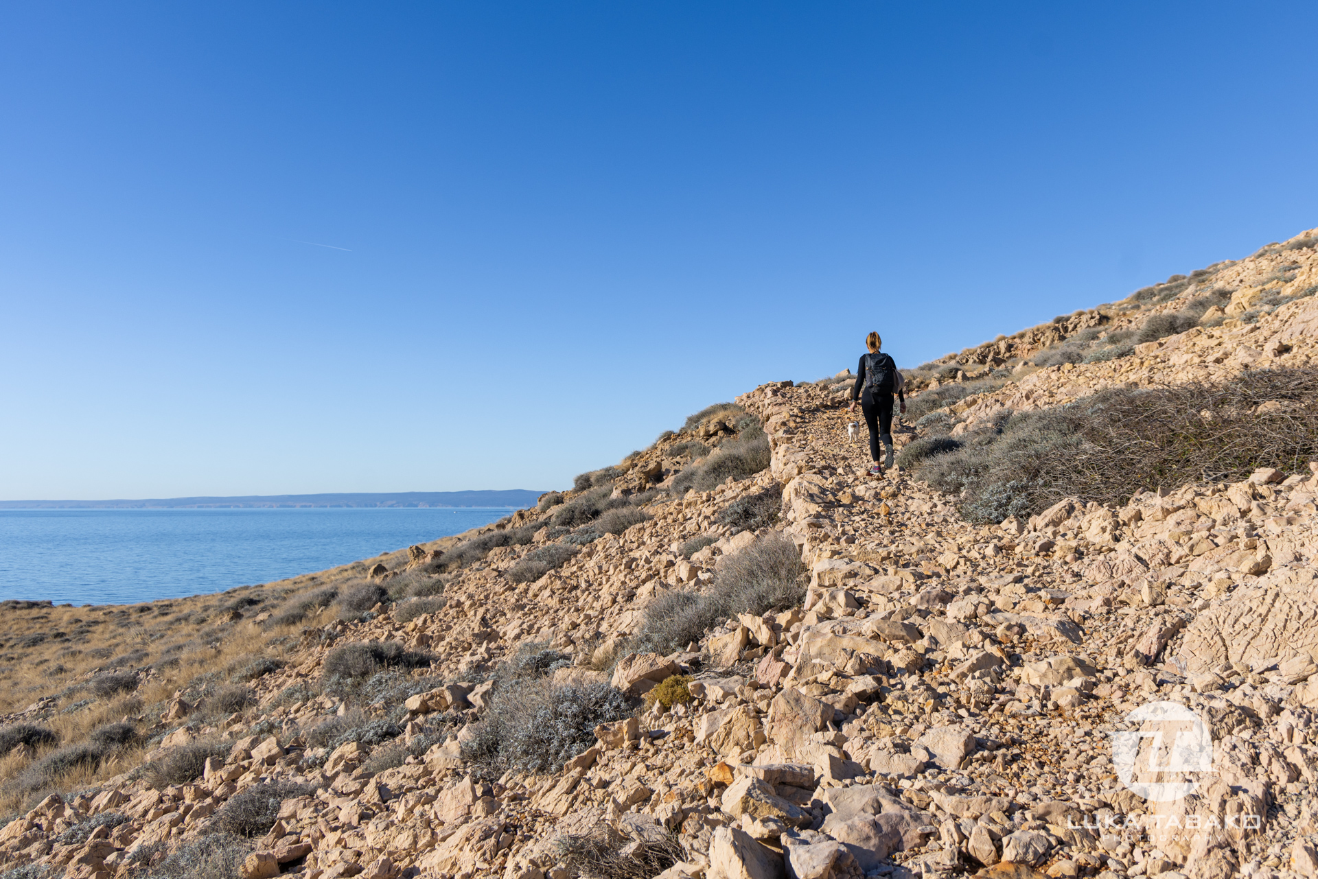 pješačka-staza-baška-stara-baška-luka-tabako-photography (72)